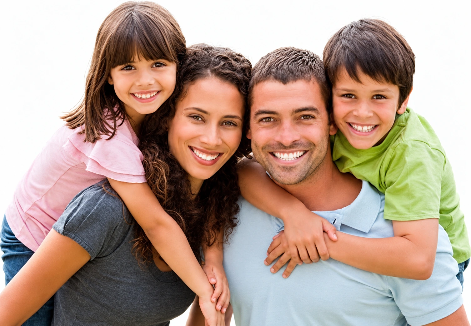 Família reunida em um momento de carinho